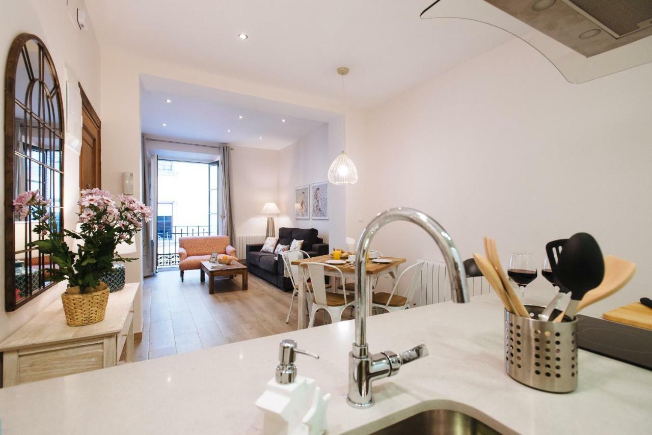 Appartement Hostly Aponte Exclusive Apartment-center-fibre-parking Optional-cless