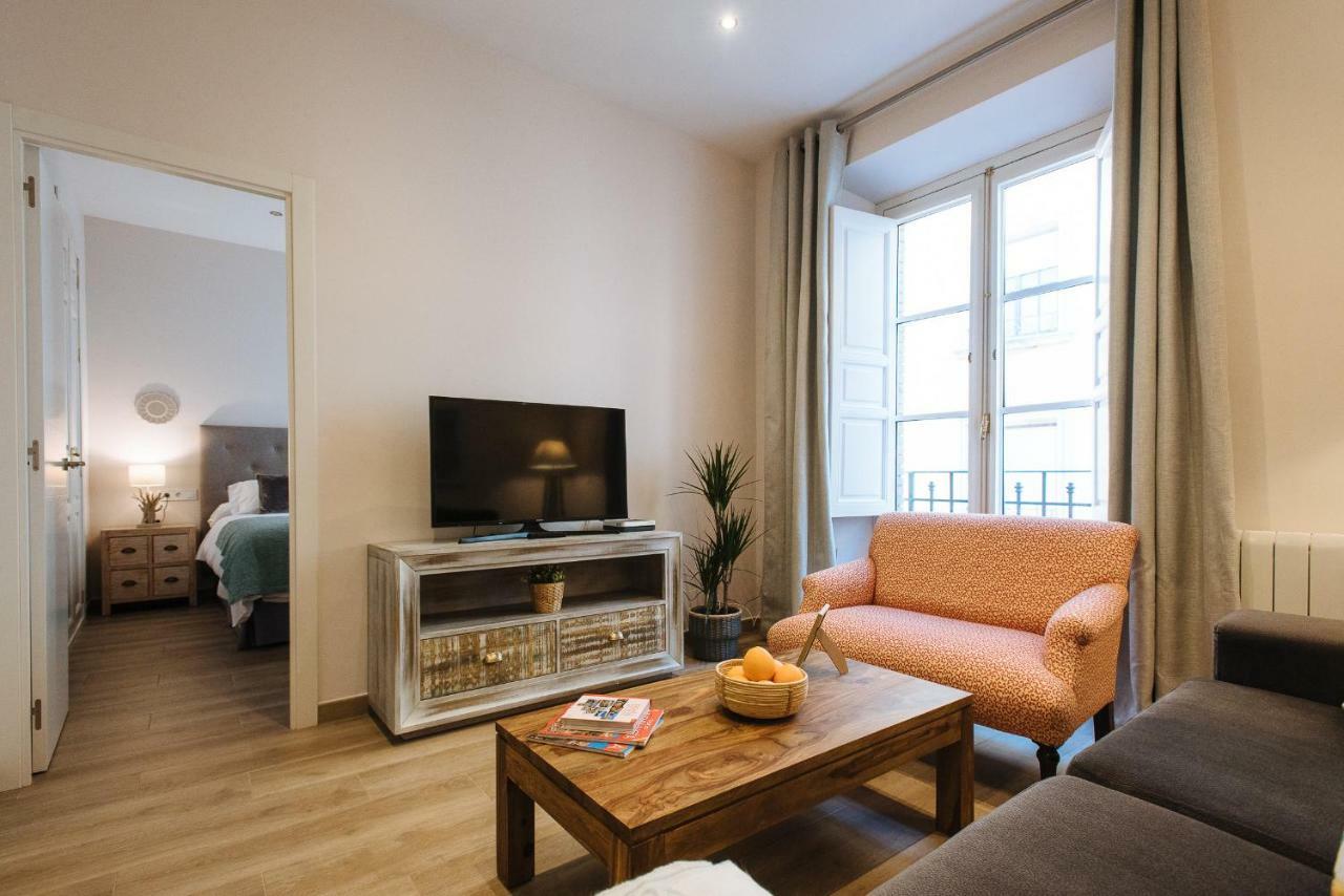Hostly Aponte Exclusive Apartment-center-fibre-parking Optional-cless Appartement Séville